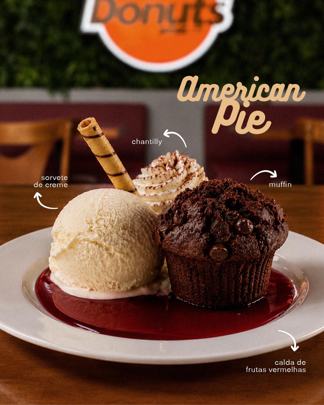 🍫🇺🇸 O verdadeiro sabor do American Way of Life! 😍 Nosso American Pie combina muffin de c...